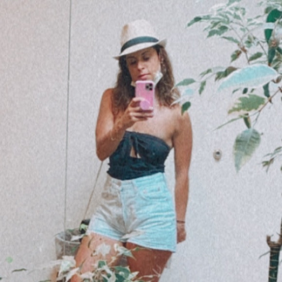 jeaninekhoury